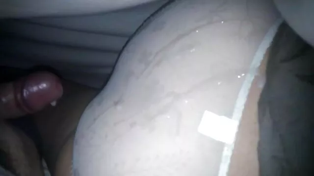 Zseniális dögös nagy mellekkel, szőrös pina porno akik nyaldossák és ujjongják egymást