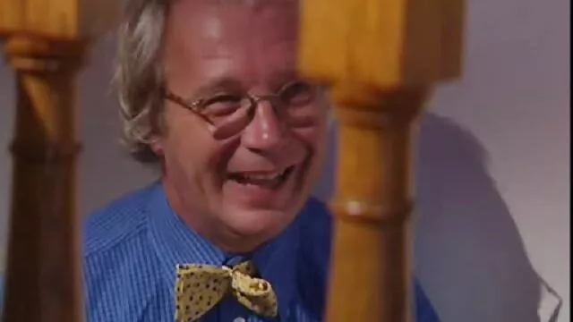 Pornó készítés érett szőrös pinák Helena Sweet bájos pornószínésznővel