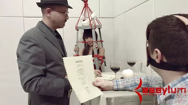 A léha érett szőrös pinák kurva csaj, Zaylen Skye óriás farkával szar