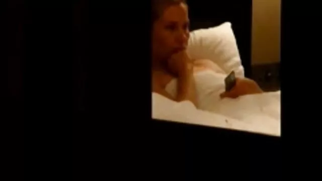 Miss öreg szőrös pina Rican szerencsés vibrátora ma sok lyukba látogat